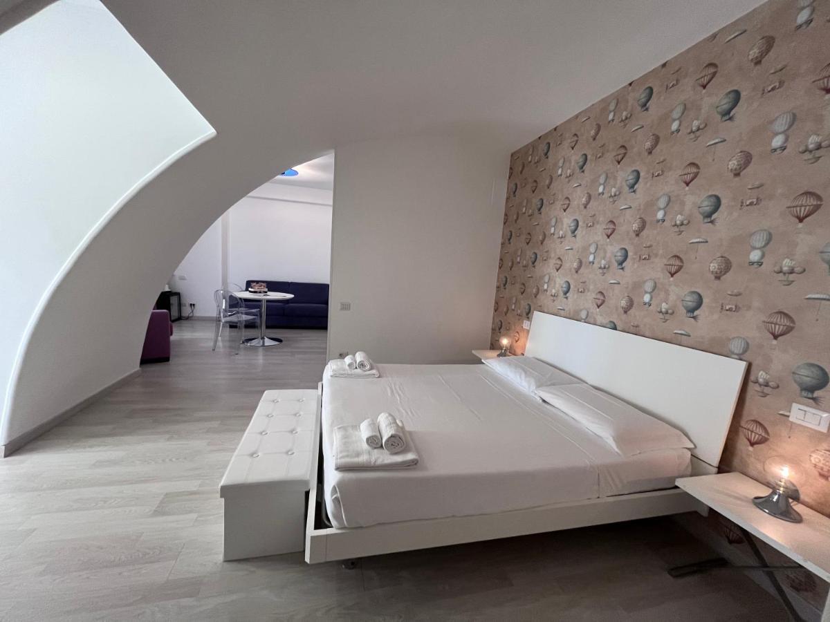 Il Giramondo Suite&Room Self Check-In Matera Bagian luar foto